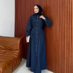 فستان جينز طويل باللون الأزرق الغامق بأزرار أمامية – صناعة تركية عالية الجودة