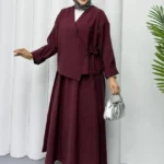 طقم بلوزة وتنورة باللون الخمري – صناعة تركية