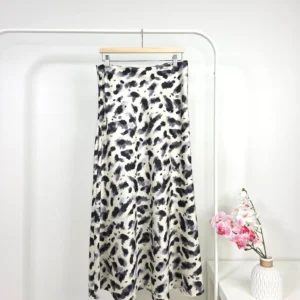 Printed Satin Skirt in Gray & Black – High-Quality Turkish Manufacturing