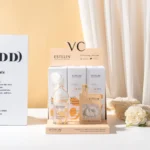 ⁦إستيلين موس تنظيف وإشراقة البشرة بفيتامين C وزهرة الكاميليا 125 مل – ESTELIN Vitamin C & Camellia Brightening Cleansing Mousse 125ml⁩ - الصورة ⁦3⁩