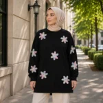 قميص نسائي طويل باللون الأسود مع تطريز زهور – صناعة تركية